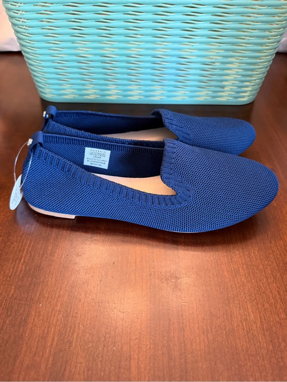 NWT Danskin Women's Dream Slip-On Loafers SZ 6.5 Color Navy
